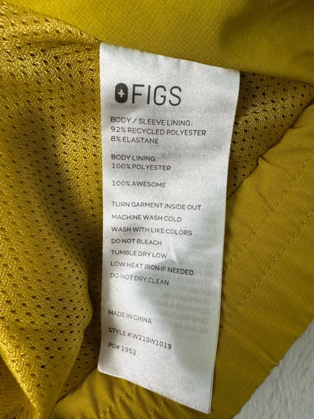 Figs zip front